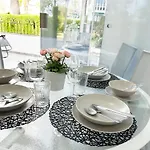Bungalo Junto A La Piscina #prp008 Stayorihuela Апартаменты *