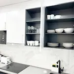 Апартаменты Bungalo Junto A La Piscina #prp008 Stayorihuela Торевьиа